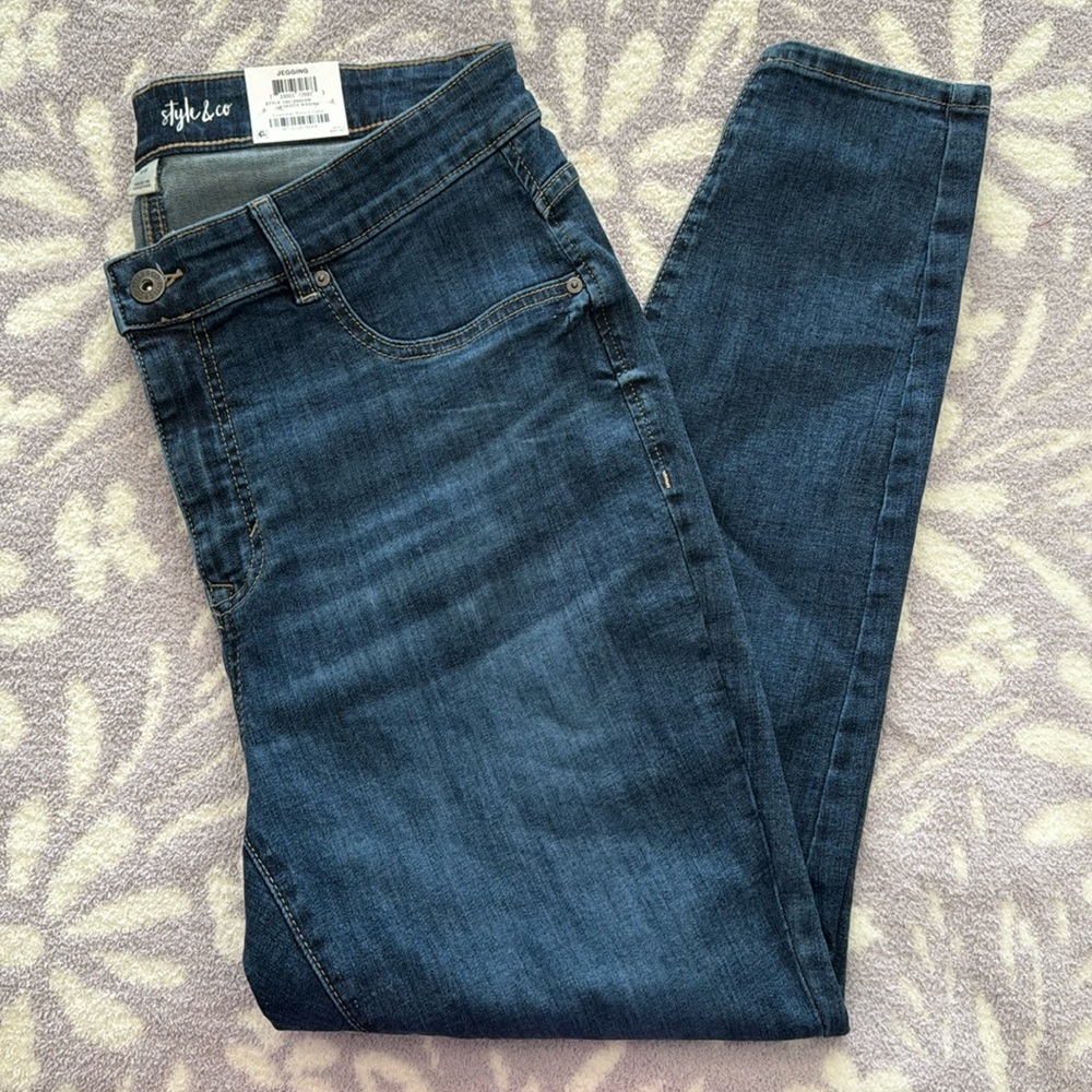 NWT Style & co. Jeggings